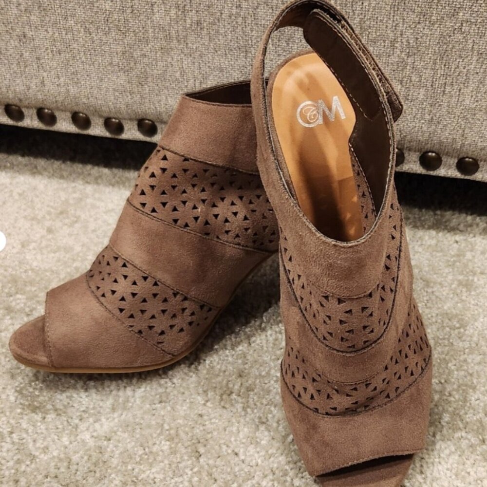 Chelsea Moreland Womens 10 M Declare Slingback Heels Light Brown Faux Leather